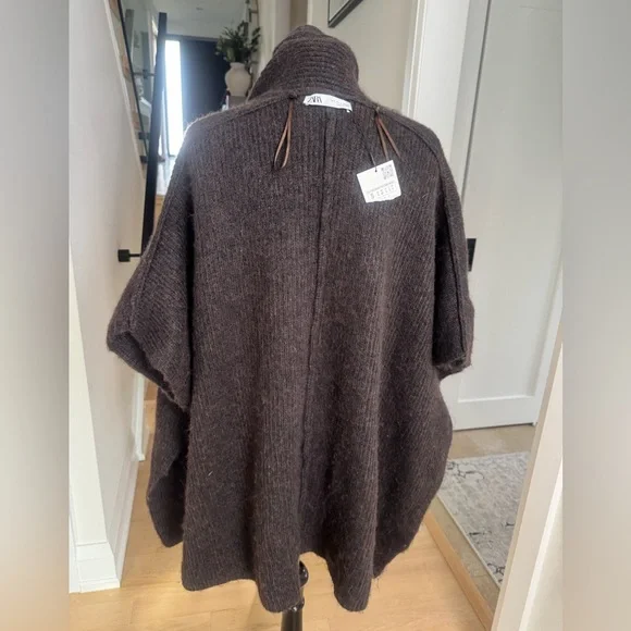 ZARA NWT Oversized Knit Cape Sweater Coat w/ Attached Scarf Brown Size S - Picture 7 of 7